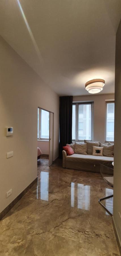 Pink Maison Milano Centro Piazza Diaz Duomo Εξωτερικό φωτογραφία